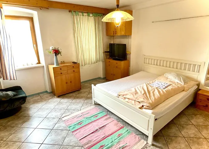 & Monteurzimmer Apartmanhotel Bécs